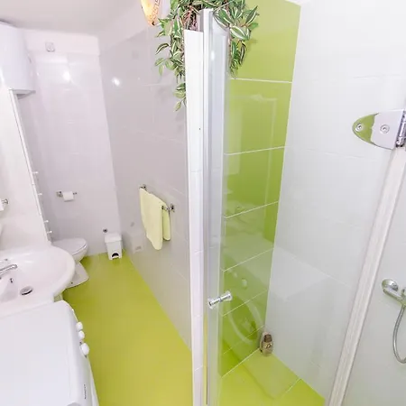 Anna Apartment