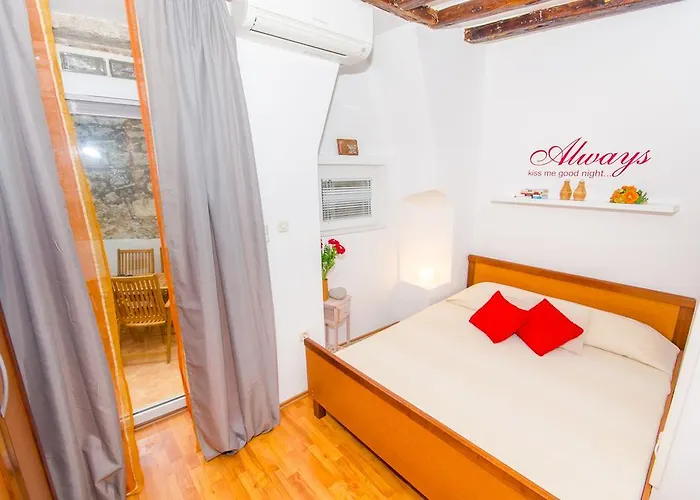 Anna Διαμέρισμα